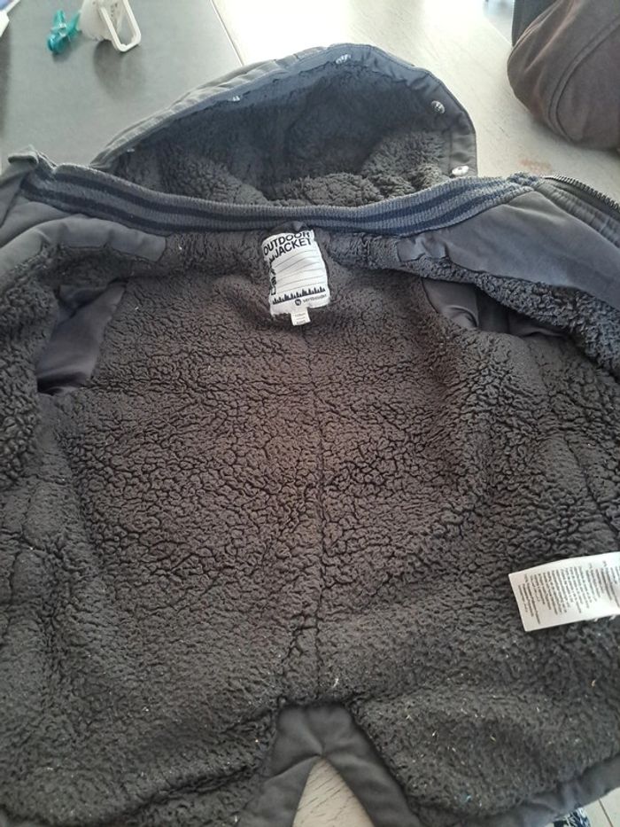Manteau taille 4 ans - photo numéro 4