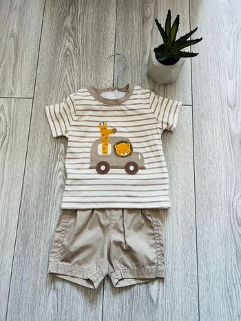 Ensemble 3 mois neuf