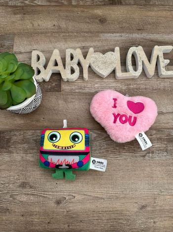 - 2 petites peluches  - Très bon état