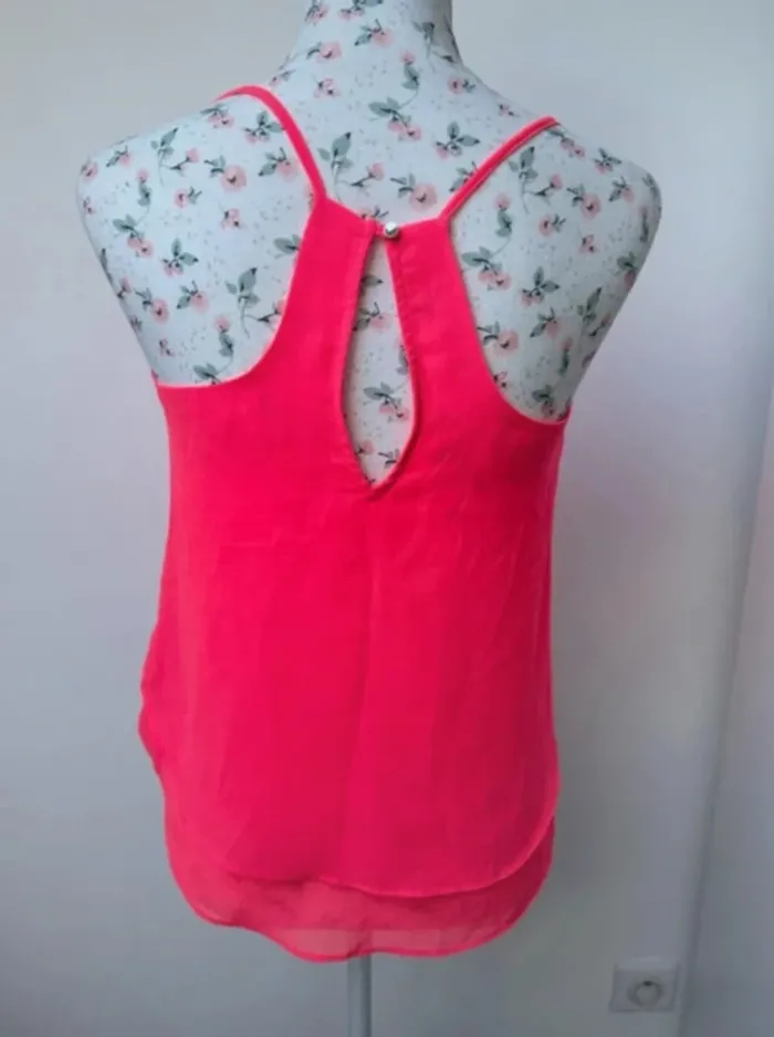Débardeur rose fluo Bershka taille S ou 36 - photo numéro 6