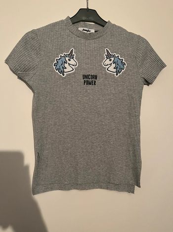 Très jolie tee shirt à courte manche femme