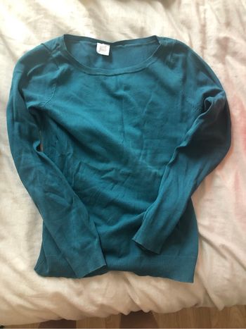 Pull bleu