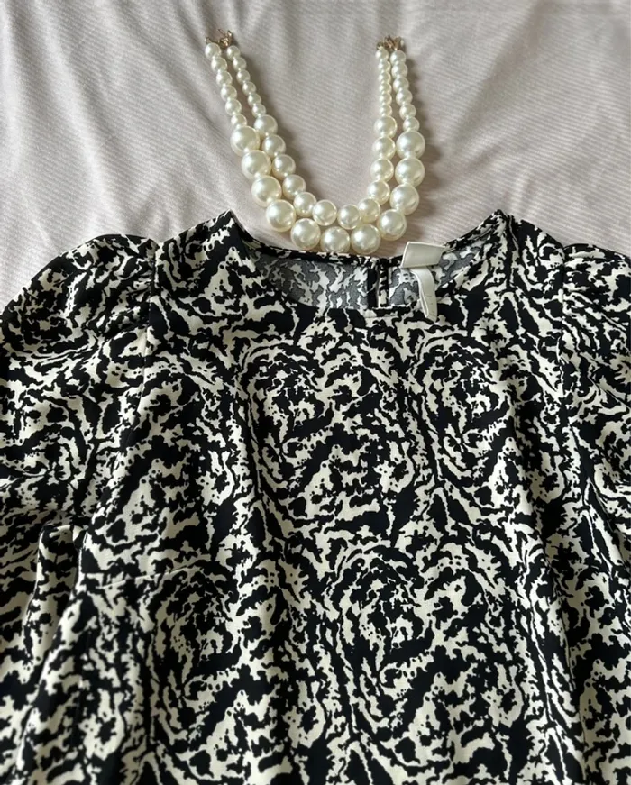 Robe chic, H&M, taille L noir et crème - photo numéro 2