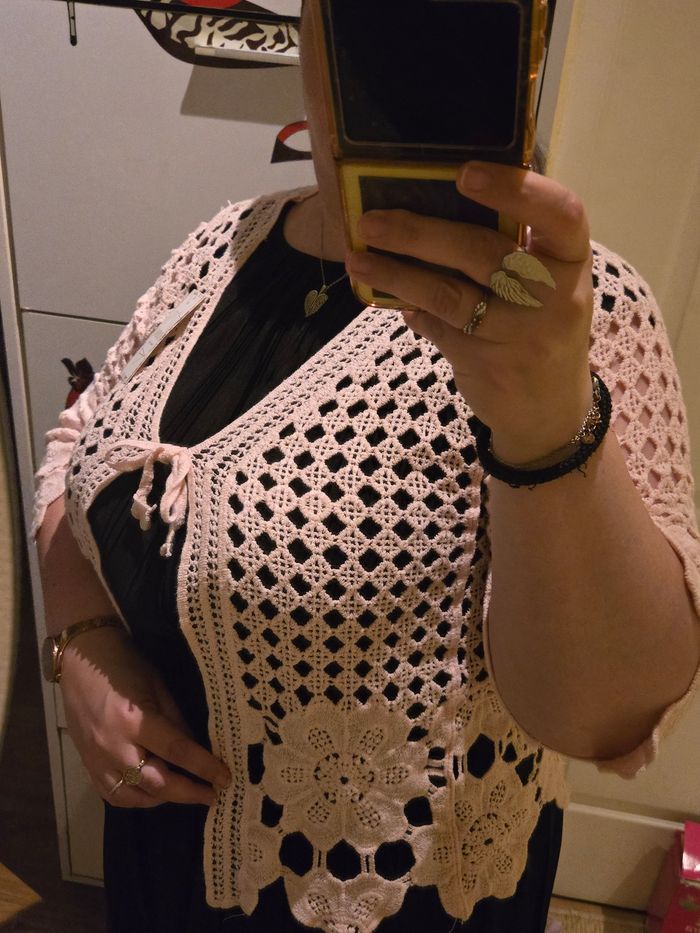 Gilet tendance en crochet rose pâle TU>44 max neuf - photo numéro 9