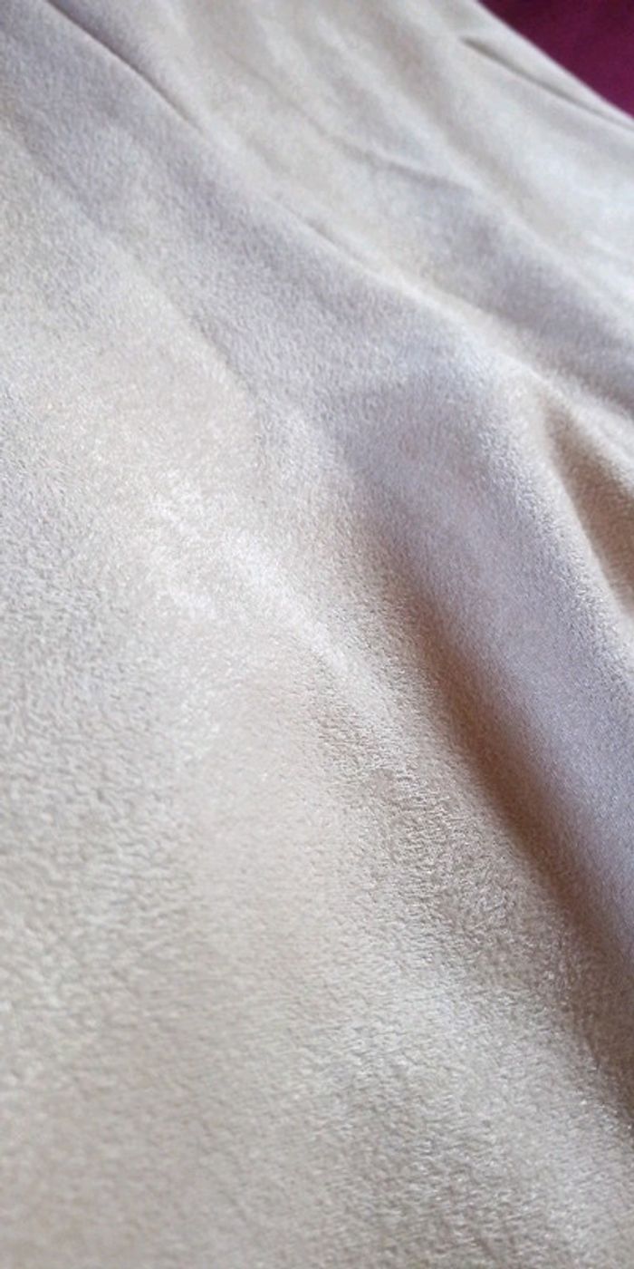 Jupe godet beige en suedine - photo numéro 2