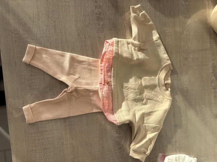 Lot de vêtements - photo numéro 4