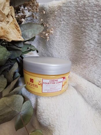 Crème fouetté pour le corps