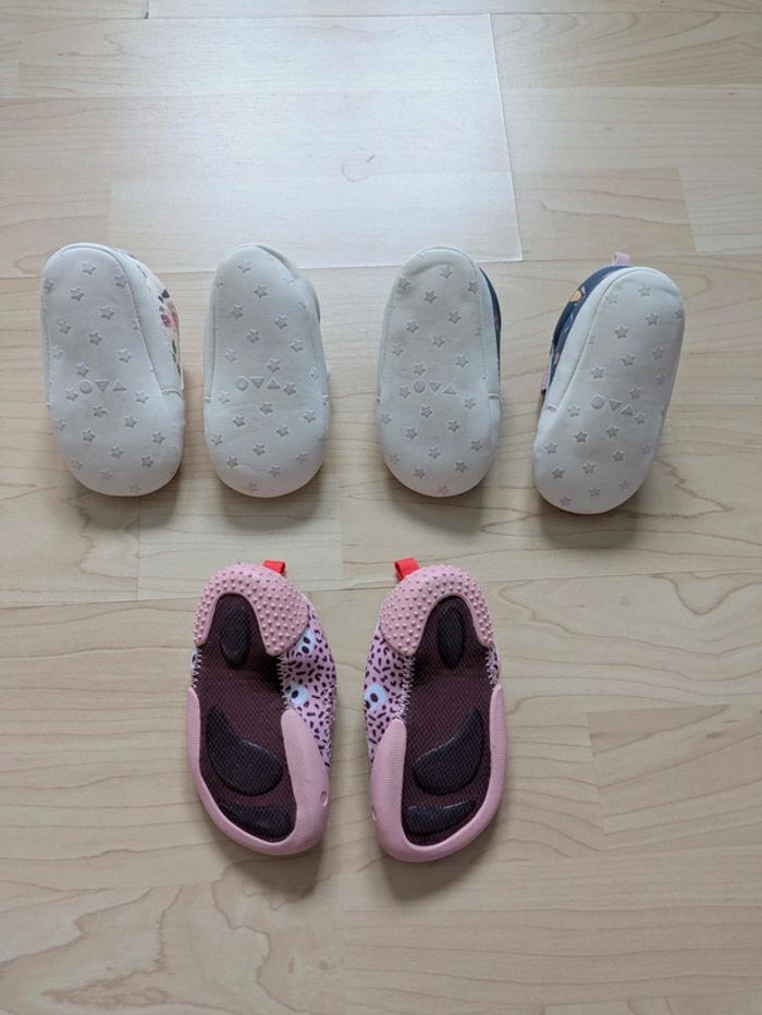 Lot chaussures bébé - photo numéro 2