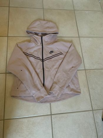 Haut de Nike tech rose pale 