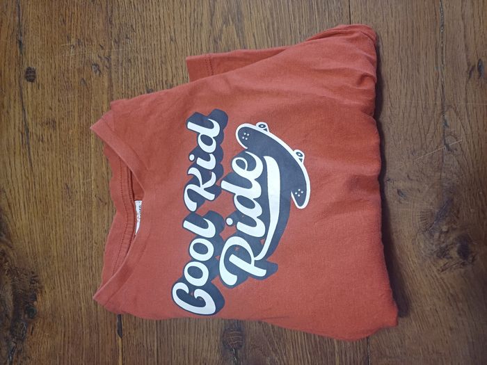 T-shirt manche longues comme neuf - photo numéro 2