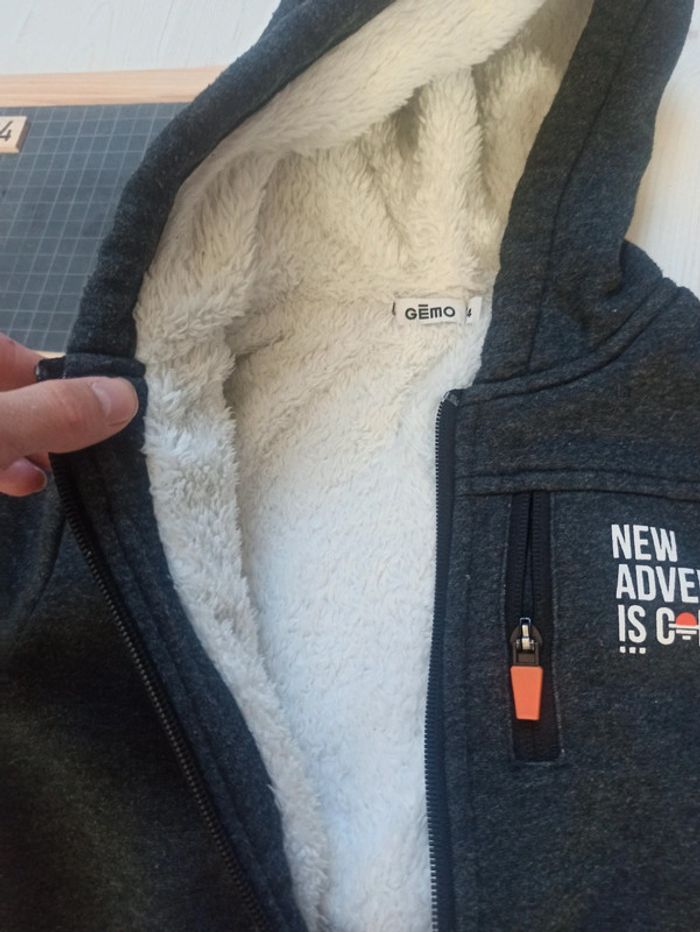 Gilet doublé / taille 4ans / tbe - photo numéro 2