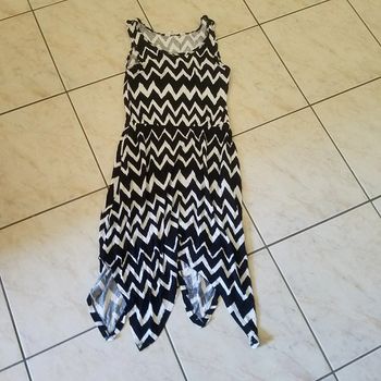 robe à pans 12/14 ans