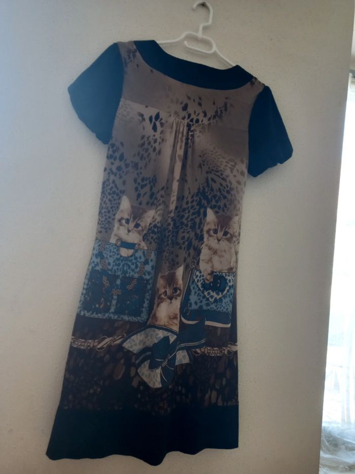 Robe noire avec motifs Taille : 40 - photo numéro 6