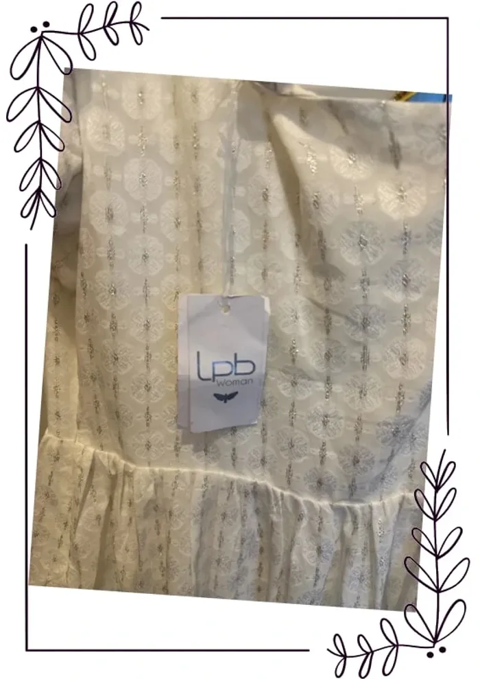 Robe blanche et argent courte chic - photo numéro 5