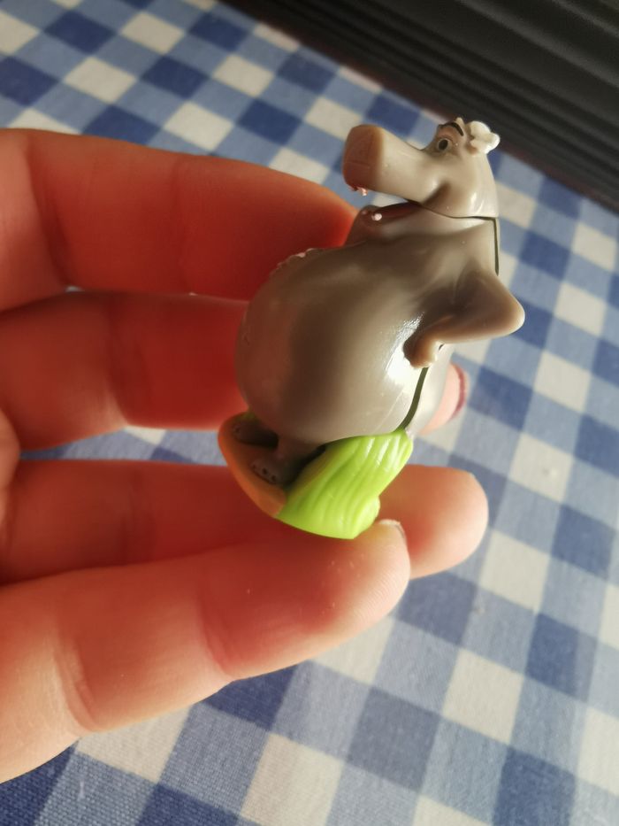 Figurine hippopotame Gloria Madagascar Kinder - photo numéro 5