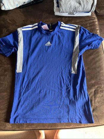 Lot de 4 tee shirts adidas