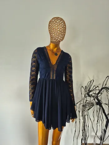 Robe Bleu Marine en dentelle Manches Longues Femme Taille Unique