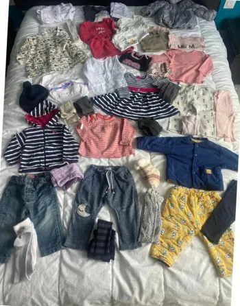 Lot de vêtements bébé fille 12 mois