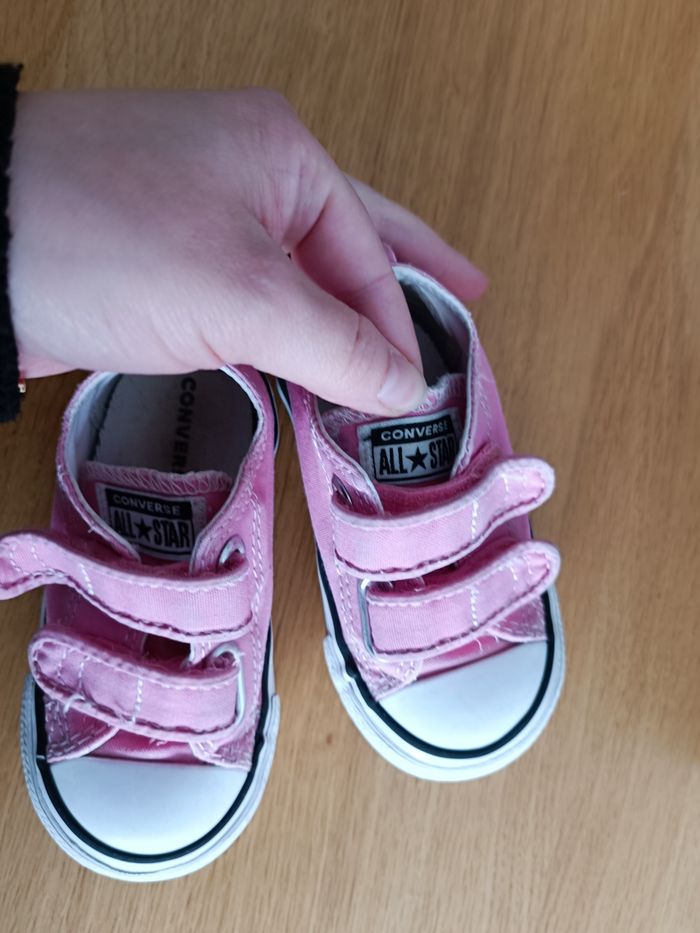 Converse rose pointure 21 - photo numéro 4