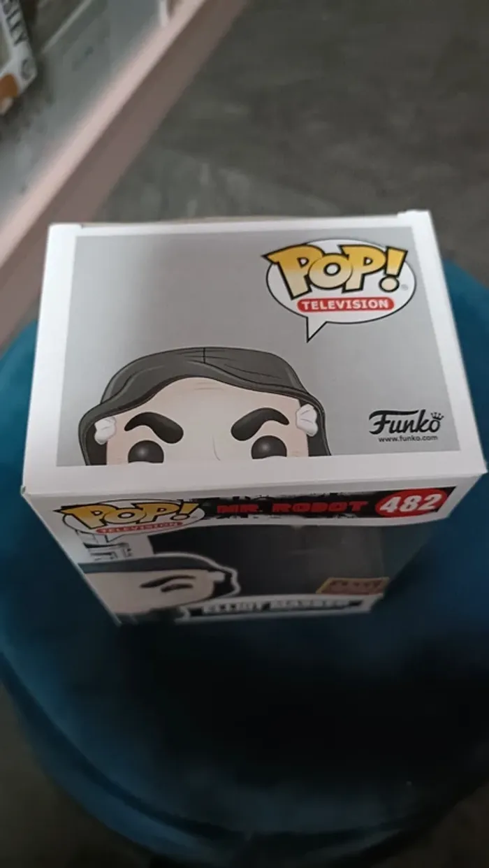 Funko pop Elliot Masked 482 - photo numéro 3