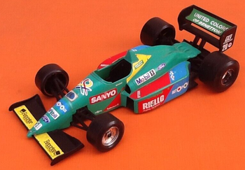 Voiture miniature  Benetton Ford B1