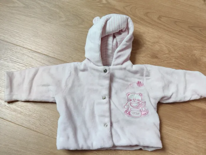 Lot 2 vestes fille 6 mois - photo numéro 2