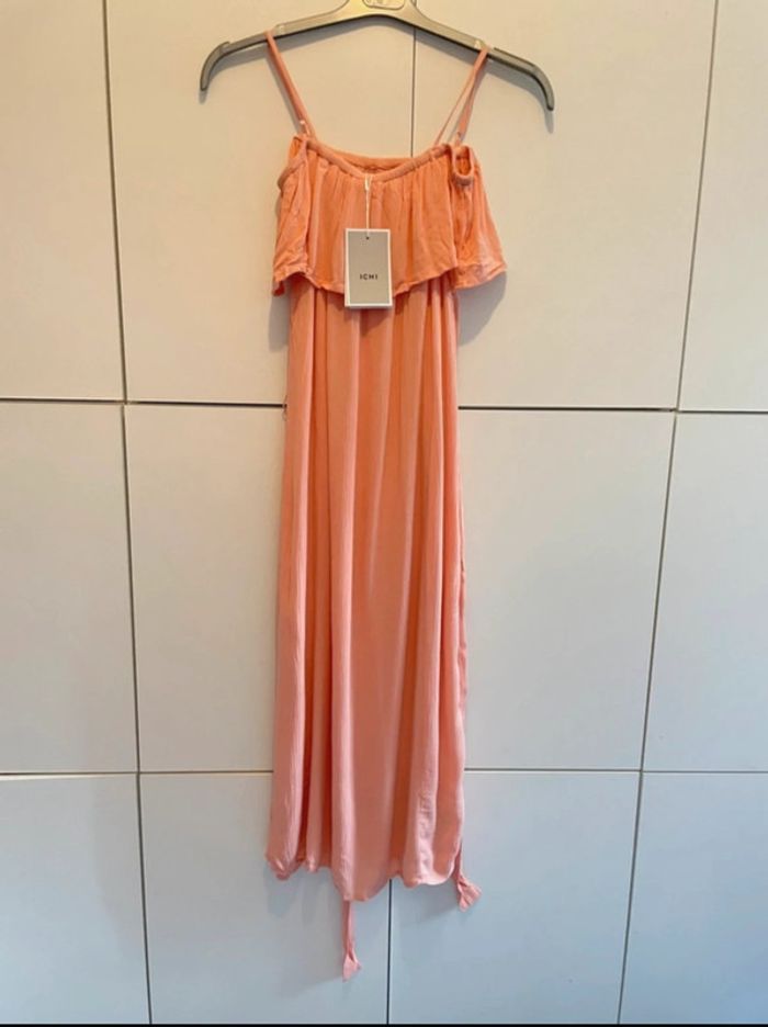 Robe longue rose taille XS Ichi
