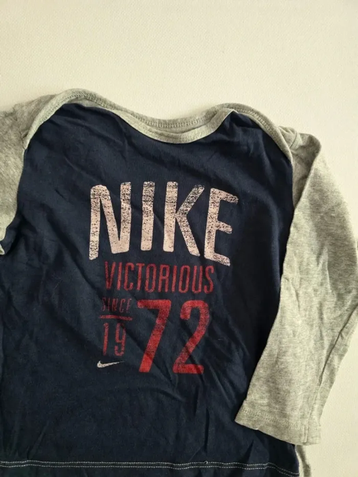 Tee shirt manches longues Nike - photo numéro 3