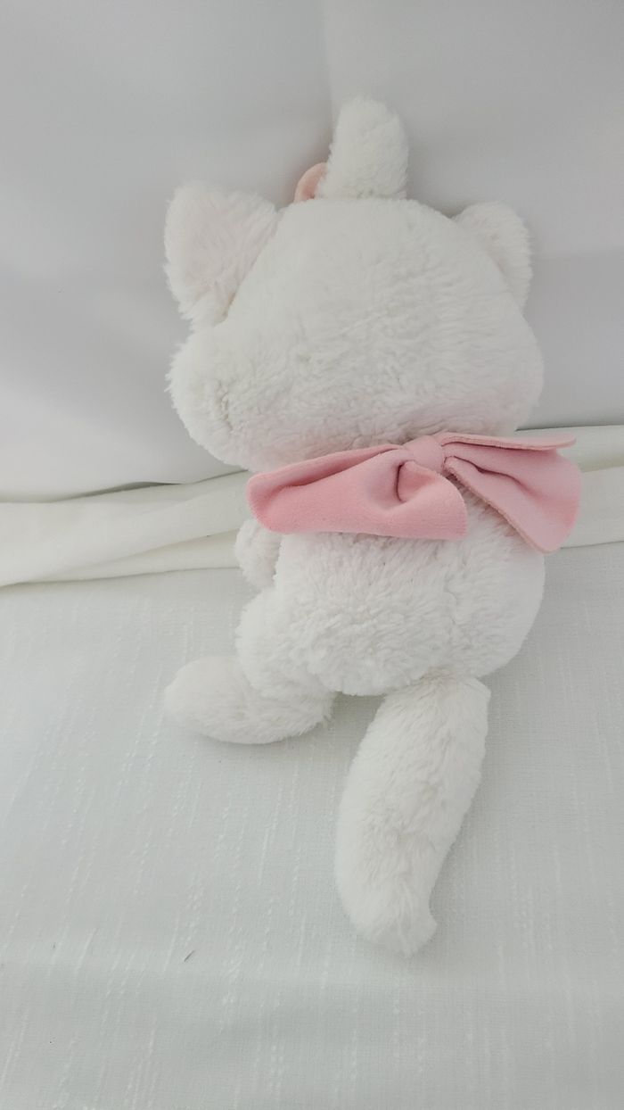 Peluche chat blanc Marie Les Aristochats DISNEY - photo numéro 3