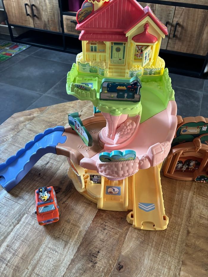 Tut Tut bolide garage bluey - photo numéro 1