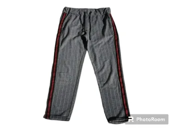Pantalon jennyfer taille S, gris rayé blanc avec bande bordeau et noire