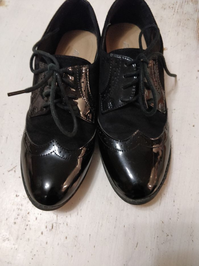 Chaussures noires vernies - photo numéro 2