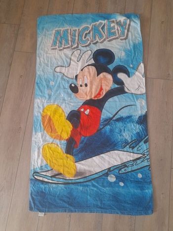 Serviette de plage mickey