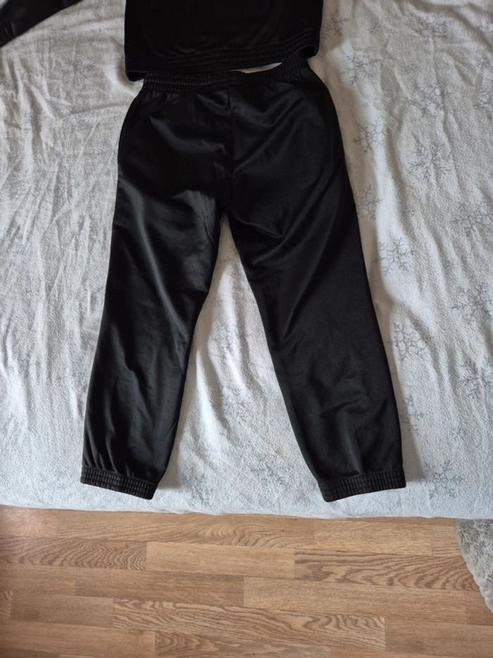 Ensemble umbro 114cm=6 ans - photo numéro 8