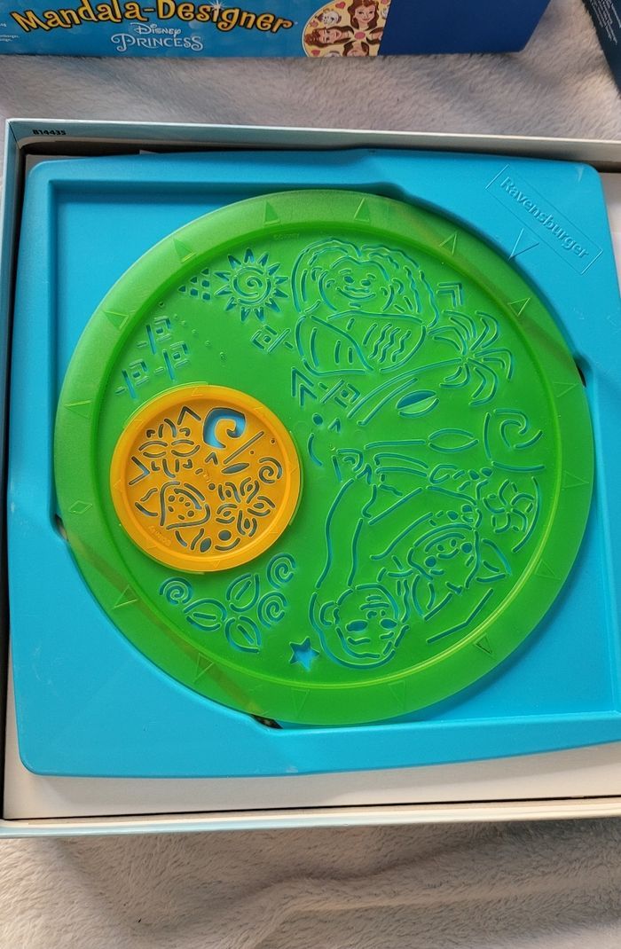 Lot mandala designer disney - photo numéro 6