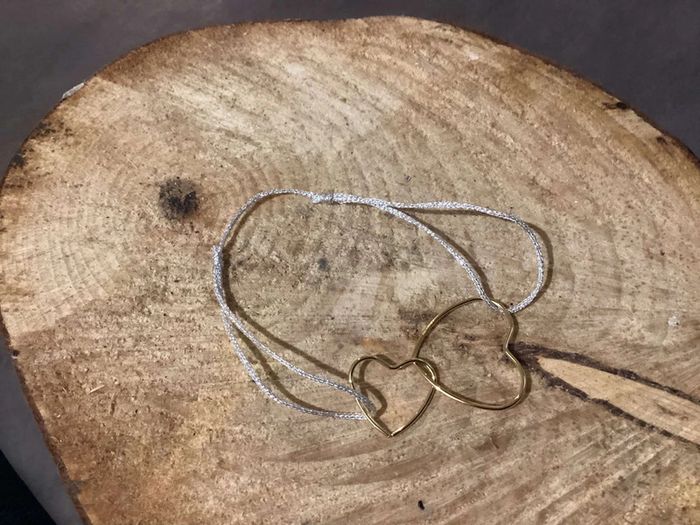 Bracelet 2 cœurs fins acier inoxydable or entrelacés cordon doré pailleté - photo numéro 6