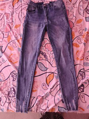 Pantalon jean clair elasthane femme très bon état 