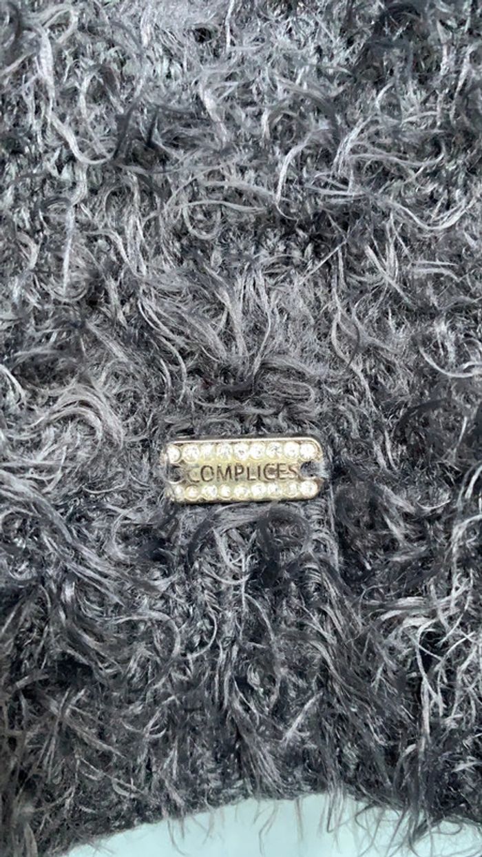 Très joli pull à poil - photo numéro 5