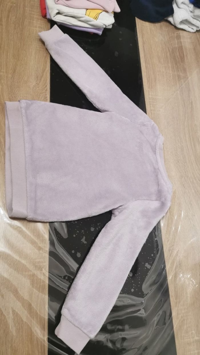 Pull H&M 4 /6ans - photo numéro 4