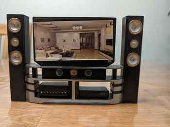 Meuble TV hifi pour poupée 30 cm