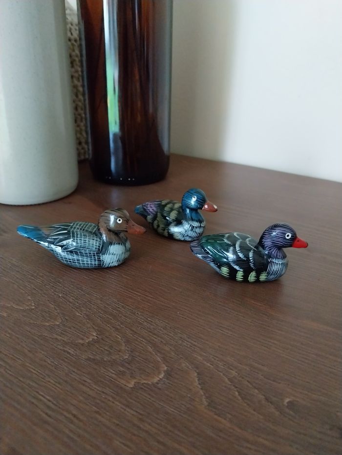 Petits canards en bois peints à la main - photo numéro 4