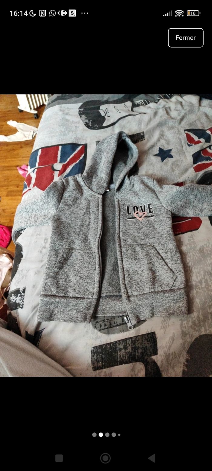 Lot vêtements 4 ans - photo numéro 9