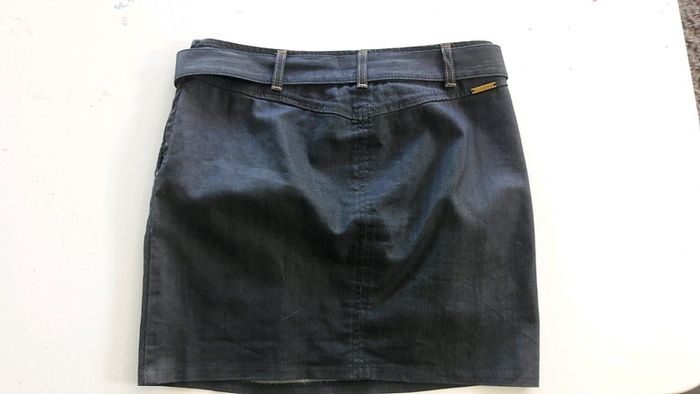 Belle jupe SISLEY - photo numéro 2