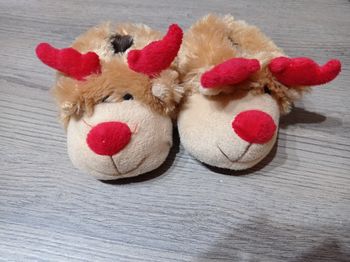 Chaussons pointure 18