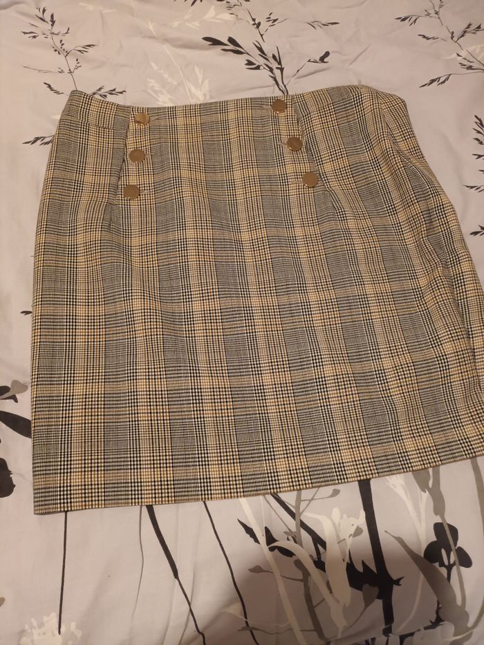 Jupe mi longue - photo numéro 2