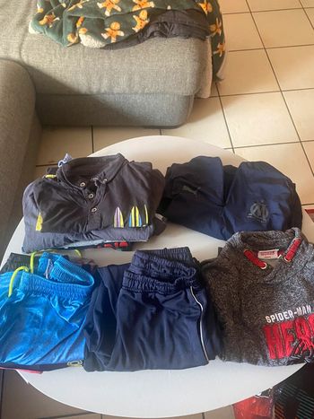 Lot vêtement garçon taille 10 ans très bon etat
