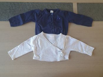 Lot de gilets 6 mois