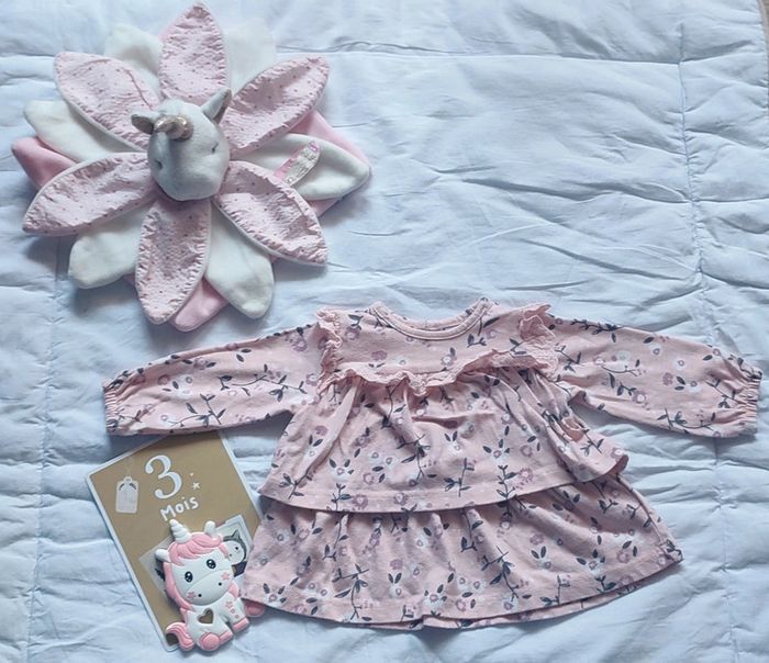 T-shirt manches longues bébé fille 3 mois