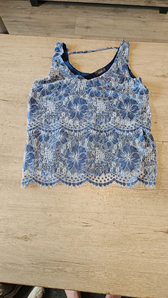 Débardeur bleu avec broderie blanche, Yessica, taille S, nickel