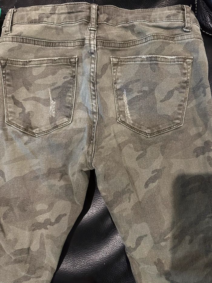 Jean troué style treillis militaire - photo numéro 7